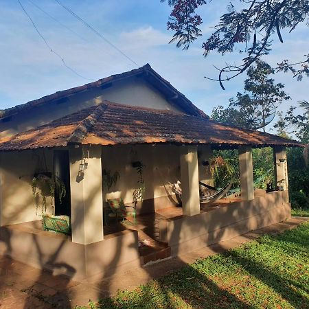 Villa Casa De Campo - Sitio Santana Dos Laranjais Brotas Exterior foto